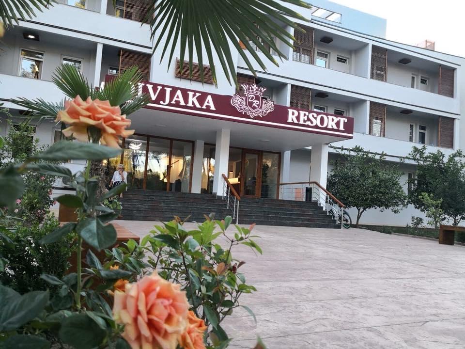 Divjaka Resort 3*